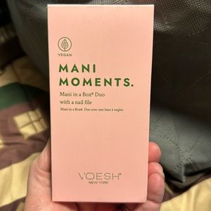 Mani moments mani in a box